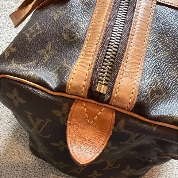 Authentic Louis Vuitton Sac Souple 35 - Picture 7 of 16